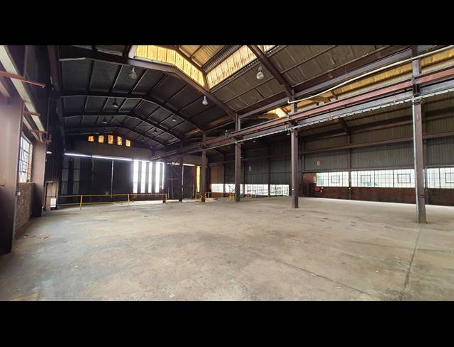 1,849M² WAREHOUSE TO LET IN CHLOORKOP